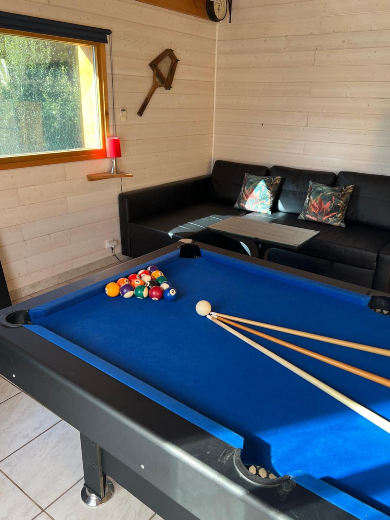 Chalet Des Anges Youx Bagian luar foto