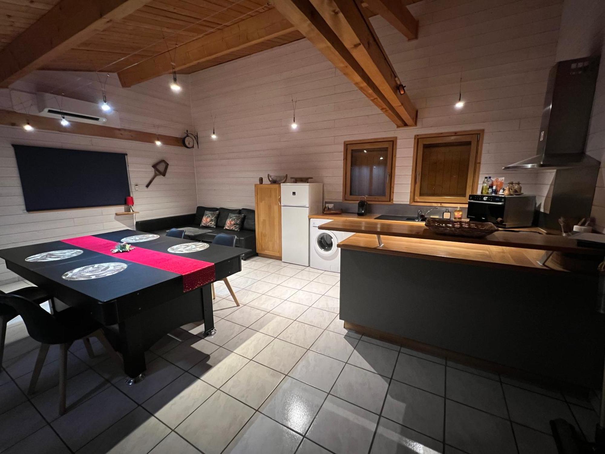 Chalet Des Anges Youx Bagian luar foto